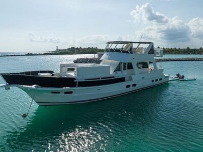 4 Hour - 72' Bruce Roberts, Tulum, Playa del Carmen, Riviera Maya - image 1